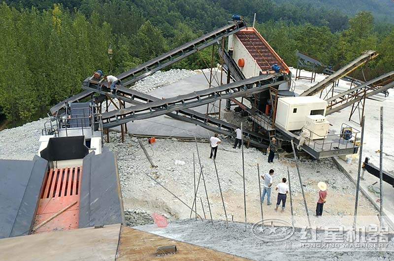 河南客戶移動碎石加工現場